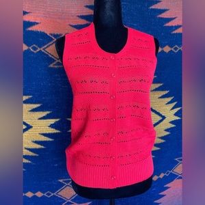 Vintage Sweater Bee Sleeveless Acrylic Knit Crochet Button up Vest top!